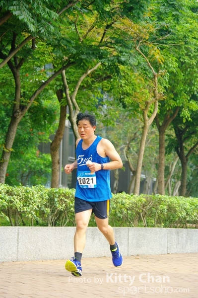 SG202562