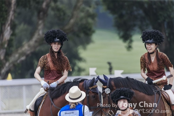 LonginesJumping_032