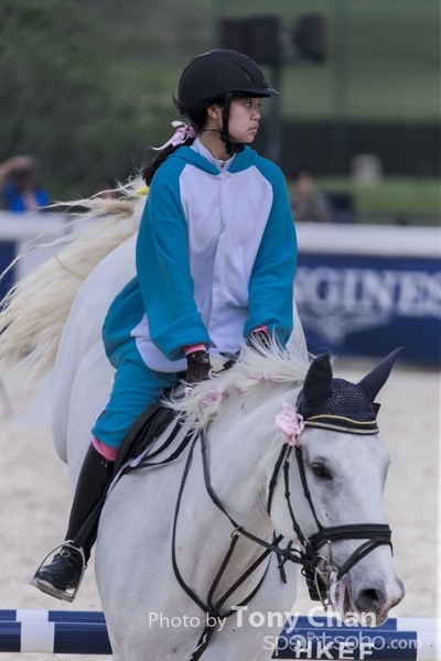 LonginesJumping_194