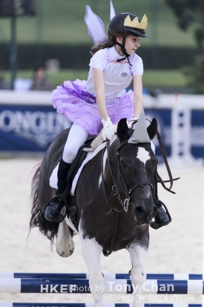 LonginesJumping_205