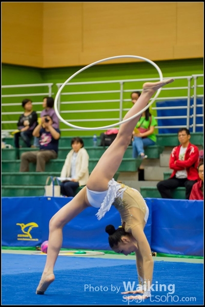2016-04-24 Gymnastics - Hoop 0006