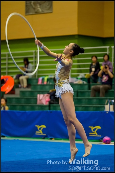 2016-04-24 Gymnastics - Hoop 0008
