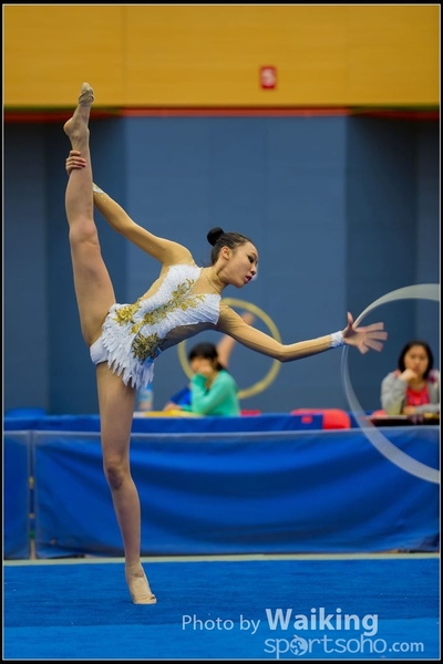 2016-04-24 Gymnastics - Hoop 0019