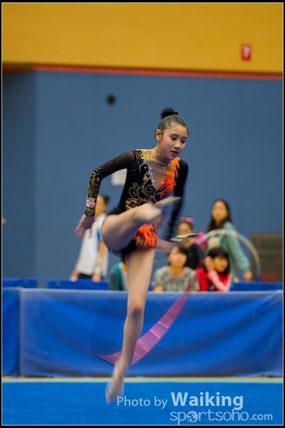 2016-04-24 Gymnastics - Hoop 0047