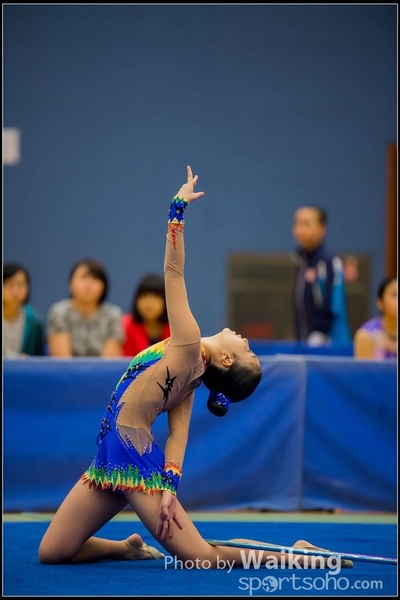 2016-04-24 Gymnastics - Hoop 0052