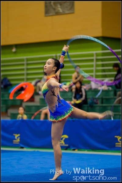 2016-04-24 Gymnastics - Hoop 0059