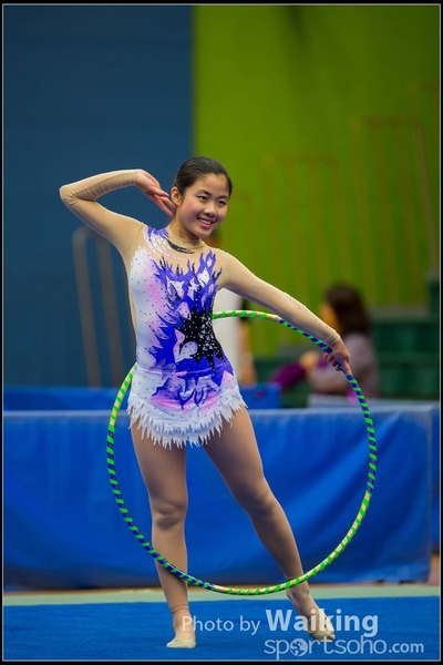 2016-04-24 Gymnastics - Hoop 0066
