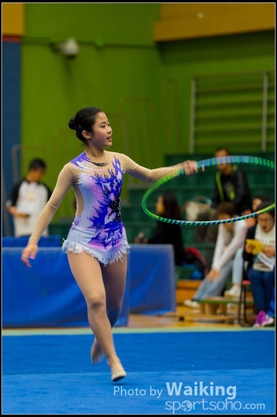 2016-04-24 Gymnastics - Hoop 0067