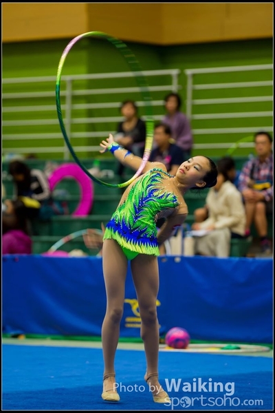 2016-04-24 Gymnastics - Hoop 0088