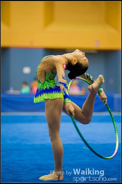 2016-04-24 Gymnastics - Hoop 0092