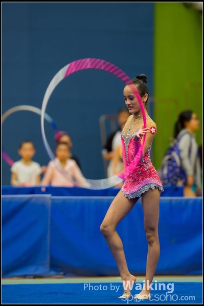 2016-04-24 Gymnastics - Hoop 0098