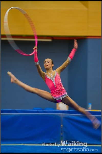 2016-04-24 Gymnastics - Hoop 0099