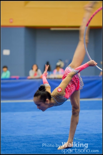 2016-04-24 Gymnastics - Hoop 0100