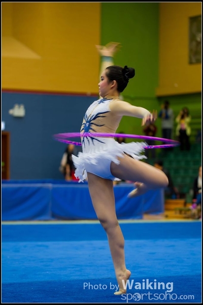 2016-04-24 Gymnastics - Hoop 0106