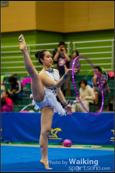 2016-04-24 Gymnastics - Hoop 0107