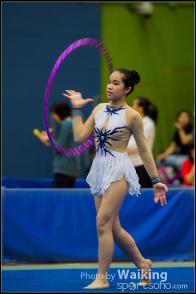 2016-04-24 Gymnastics - Hoop 0110