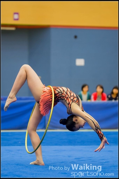 2016-04-24 Gymnastics - Hoop 0118