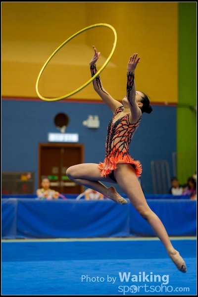 2016-04-24 Gymnastics - Hoop 0122
