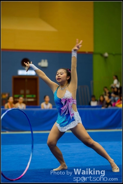 2016-04-24 Gymnastics - Hoop 0125