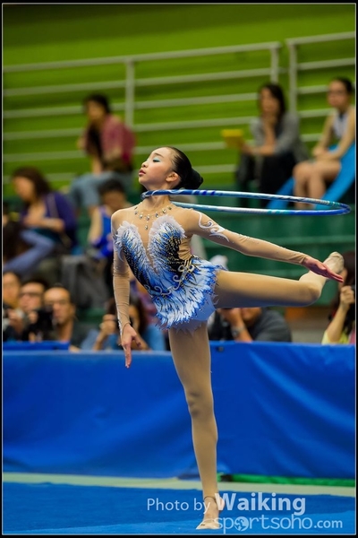 2016-04-24 Gymnastics - Hoop 0140