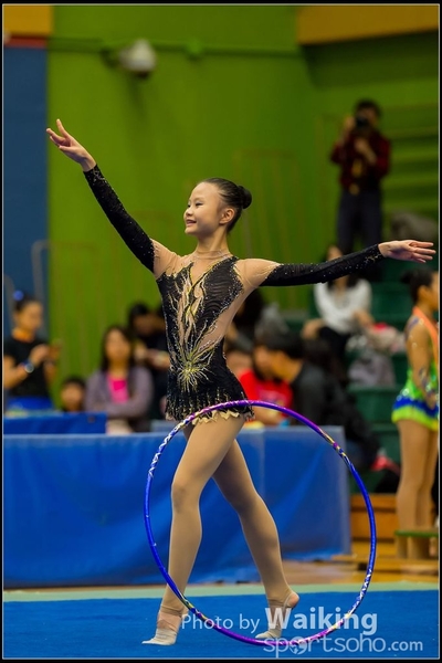 2016-04-24 Gymnastics - Hoop 0145