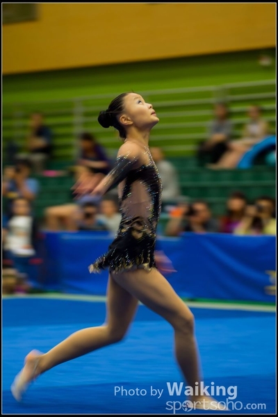 2016-04-24 Gymnastics - Hoop 0158