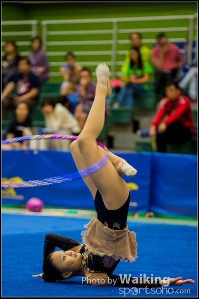 2016-04-24 Gymnastics - Hoop 0159