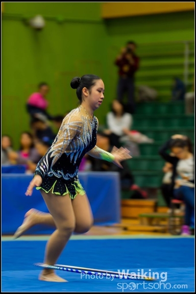 2016-04-24 Gymnastics - Hoop 0160