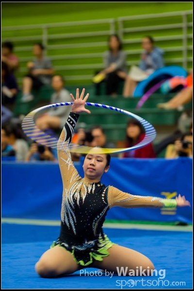 2016-04-24 Gymnastics - Hoop 0165
