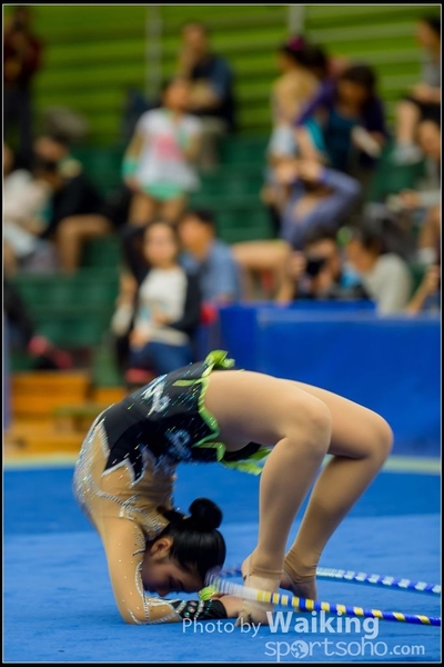 2016-04-24 Gymnastics - Hoop 0168