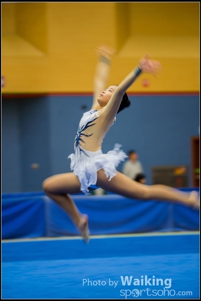 2016-04-24 Gymnastics - Hoop 0181