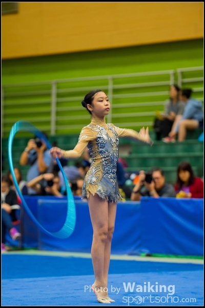 2016-04-24 Gymnastics - Hoop 0185