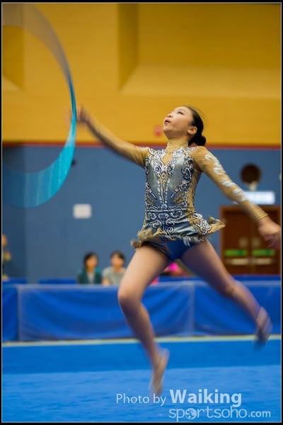 2016-04-24 Gymnastics - Hoop 0190