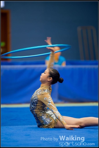 2016-04-24 Gymnastics - Hoop 0192