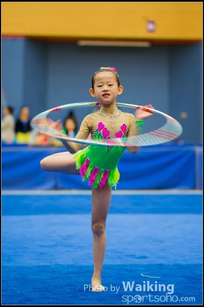 2016-04-24 Gymnastics - Hoop 0206