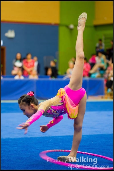 2016-04-24 Gymnastics - Hoop 0221