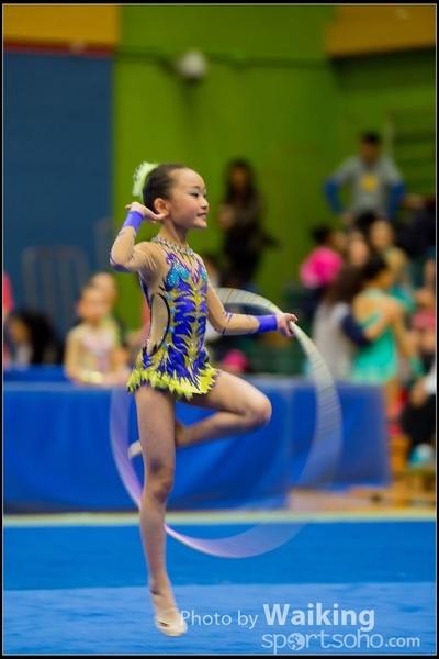 2016-04-24 Gymnastics - Hoop 0223
