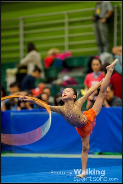 2016-04-24 Gymnastics - Hoop 0237