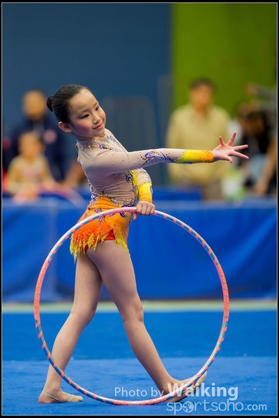 2016-04-24 Gymnastics - Hoop 0243
