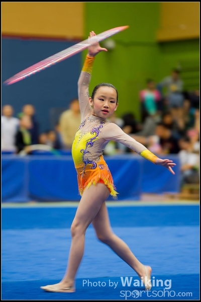 2016-04-24 Gymnastics - Hoop 0246