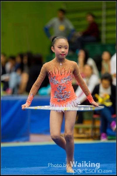 2016-04-24 Gymnastics - Hoop 0251