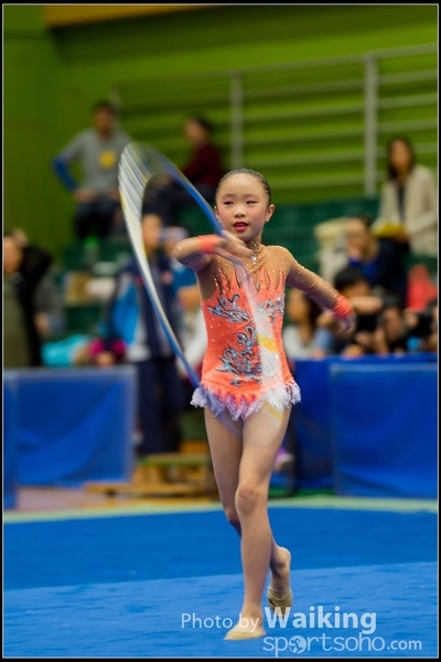 2016-04-24 Gymnastics - Hoop 0254