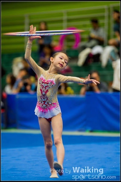 2016-04-24 Gymnastics - Hoop 0274
