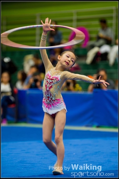2016-04-24 Gymnastics - Hoop 0275