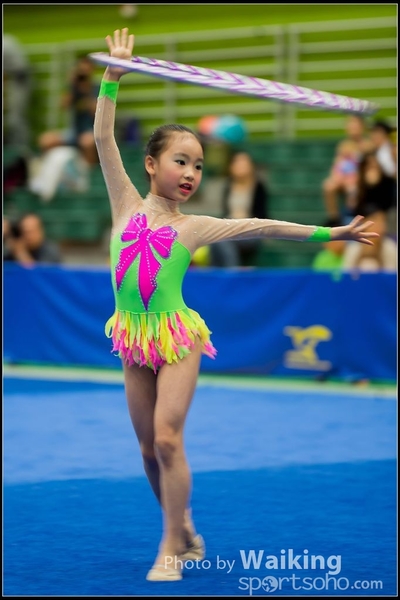 2016-04-24 Gymnastics - Hoop 0284