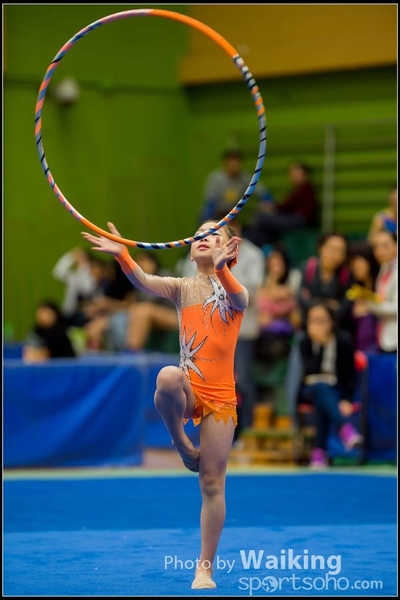 2016-04-24 Gymnastics - Hoop 0305