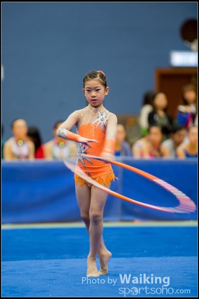 2016-04-24 Gymnastics - Hoop 0311