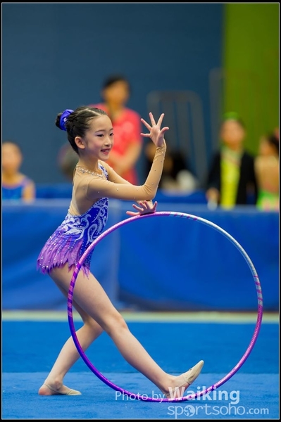 2016-04-24 Gymnastics - Hoop 0312