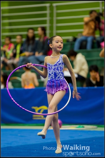 2016-04-24 Gymnastics - Hoop 0318