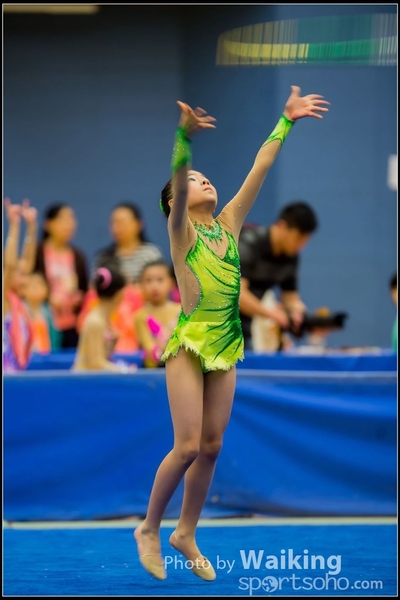 2016-04-24 Gymnastics - Hoop 0328